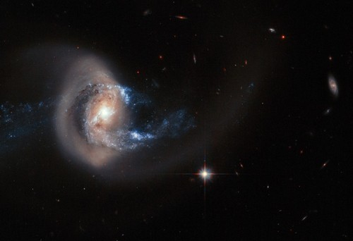 Столкновение галактик: то же ждет и Млечный Путь